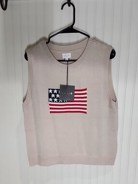 Le Lis Beige Knit Sleeveless Vest with Red, White & Navy Flag